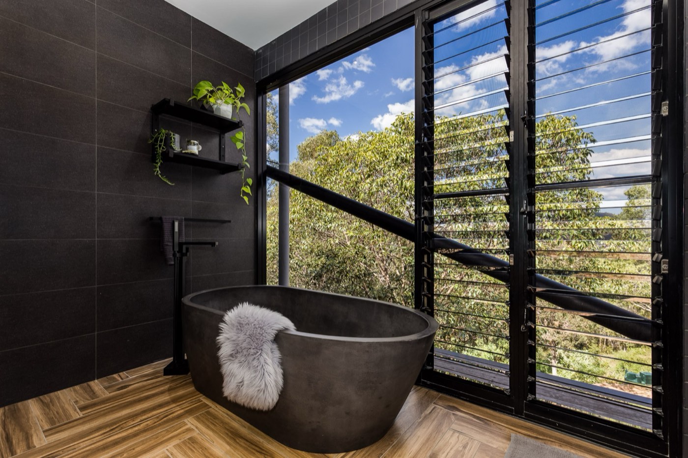 Luxury bathroom with hinterland view, Gold Coast